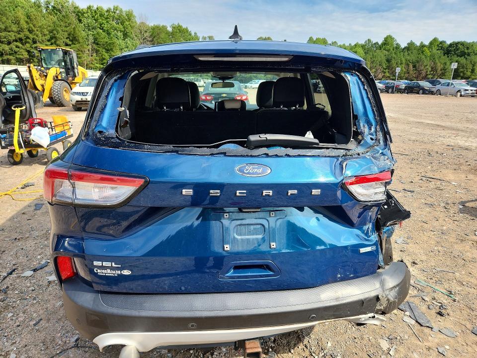 2020 FORD ESCAPE SEL — Фото 6 из 14