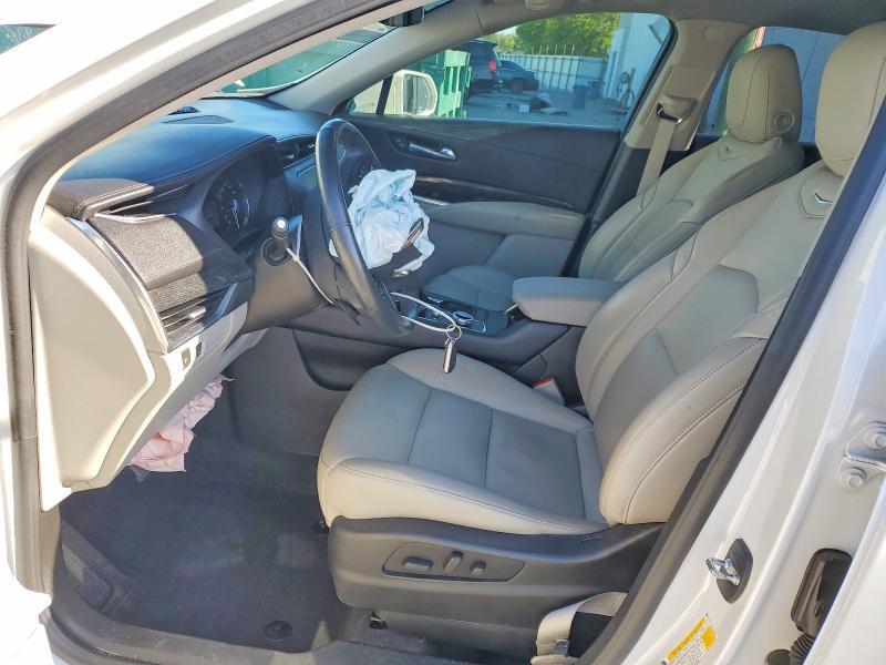 2020 CADILLAC XT4 PREMIUM LUXURY — Фото 7 из 13