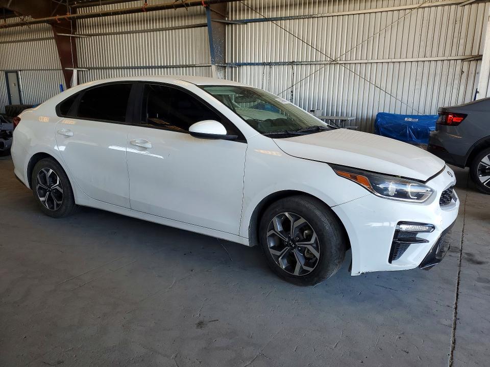 2020 KIA FORTE LXS — Фото 4 из 12