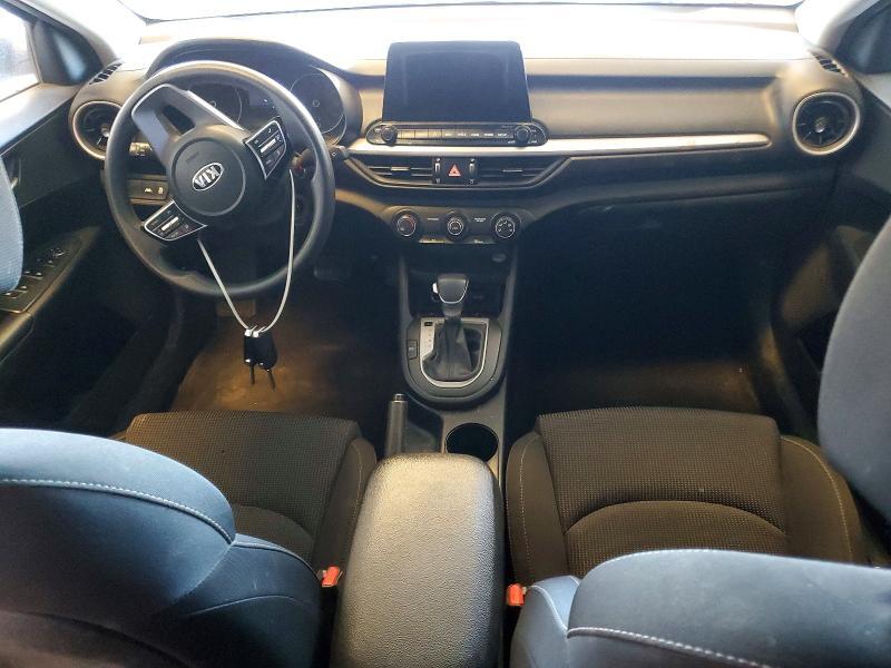 2020 KIA FORTE LXS — Фото 8 из 12