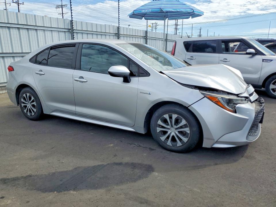 2020 TOYOTA COROLLA LE — Фото 4 из 12