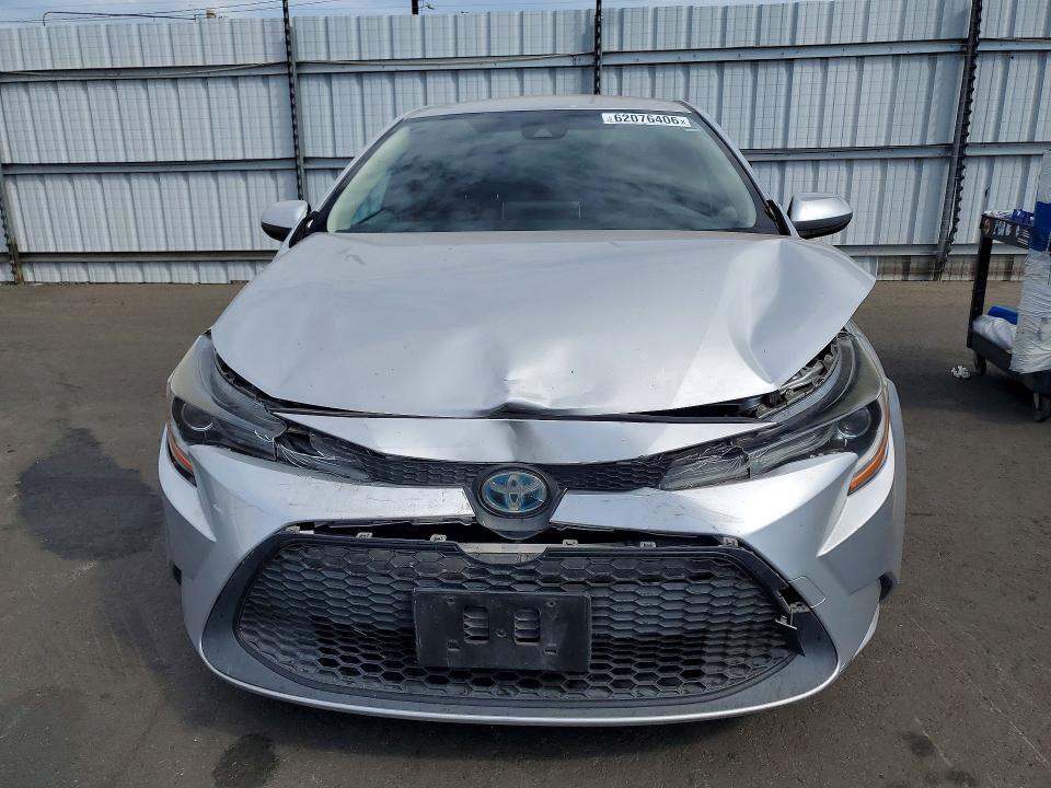 2020 TOYOTA COROLLA LE — Фото 5 из 12
