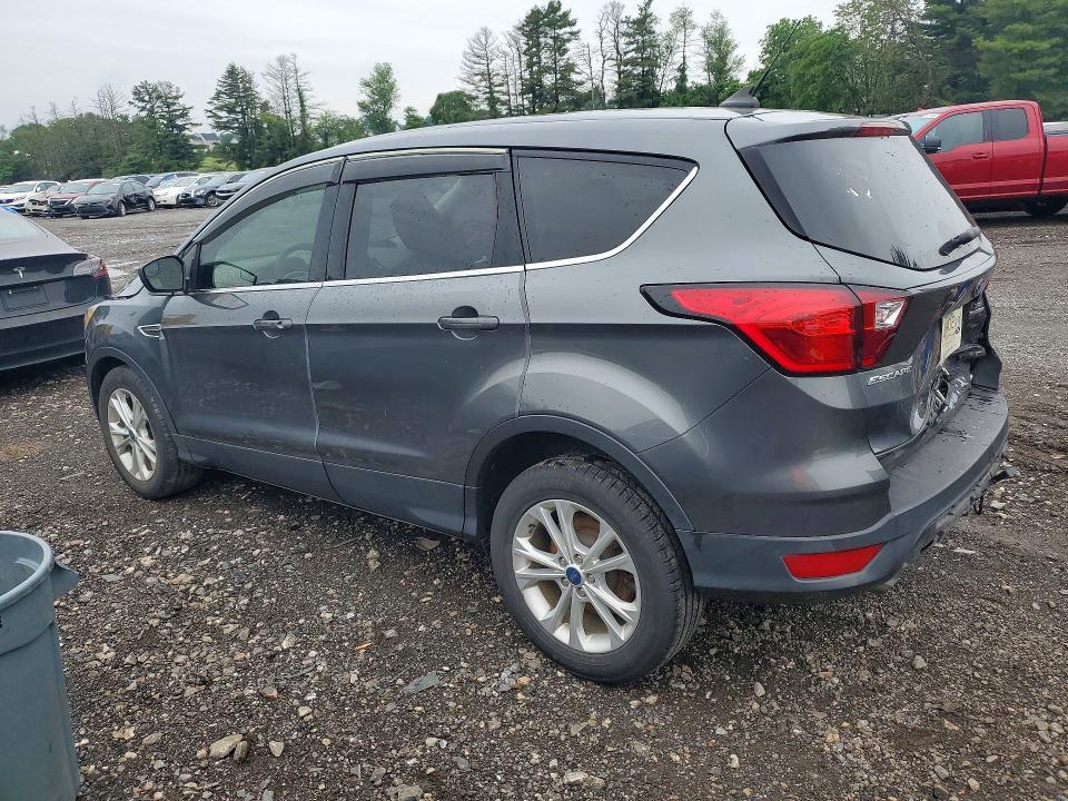 2019 FORD ESCAPE SE — Фото 2 из 13