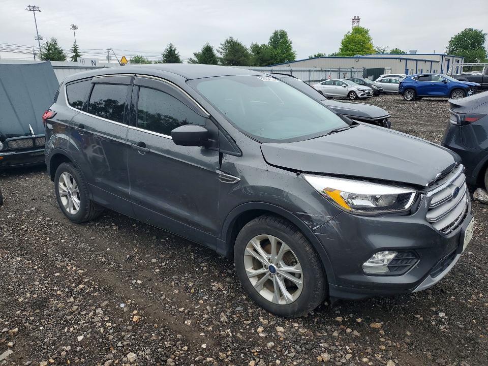 2019 FORD ESCAPE SE — Фото 4 из 13