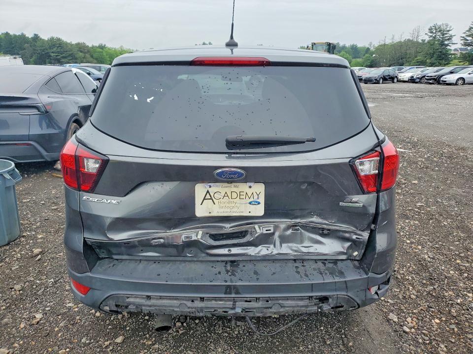 2019 FORD ESCAPE SE — Фото 6 из 13