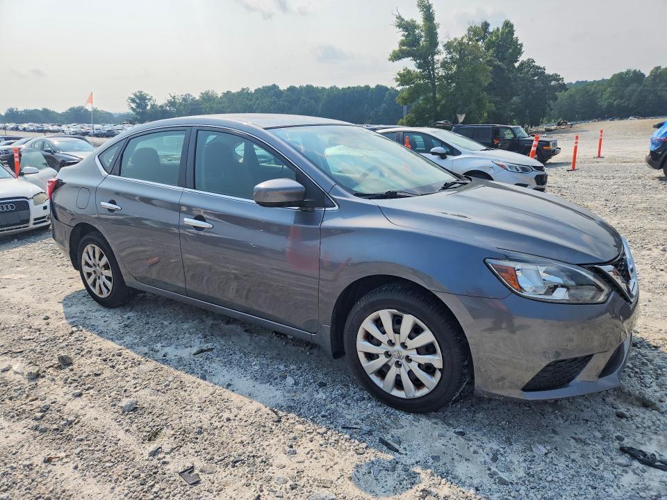 2019 NISSAN SENTRA S — Фото 4 из 12