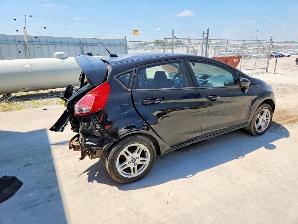 2019 FORD FIESTA SE — Фото 3 из 12