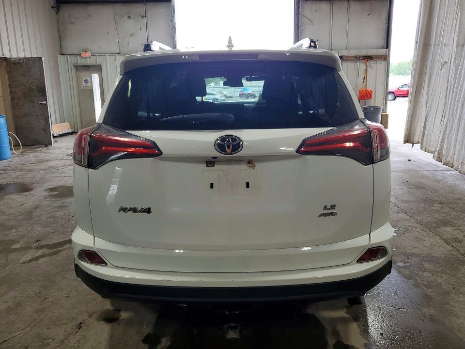 2018 TOYOTA RAV4 LE — Фото 6 из 12