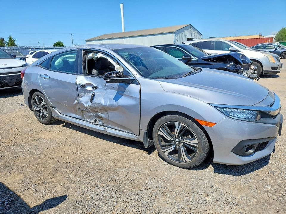 2018 HONDA CIVIC TOURING — Фото 4 из 12