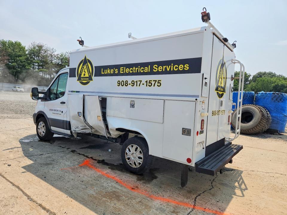 1FDBW5PM0JKA14401 2018 FORD TRANSIT photo no. 2