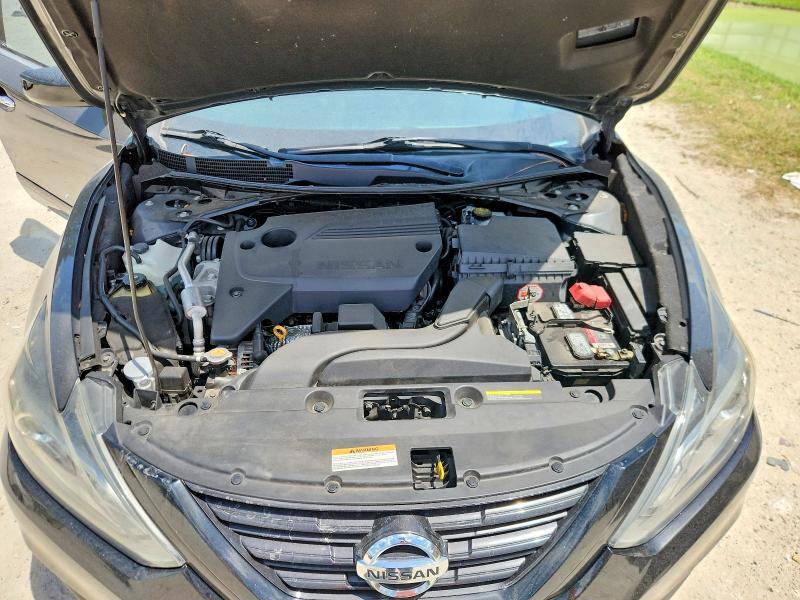 2018 NISSAN ALTIMA 2.5 SR — Фото 11 из 12