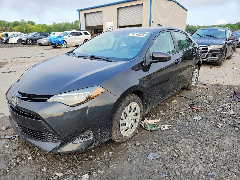 2T1BURHE4HC957864 2017 TOYOTA COROLLA photo no. 1