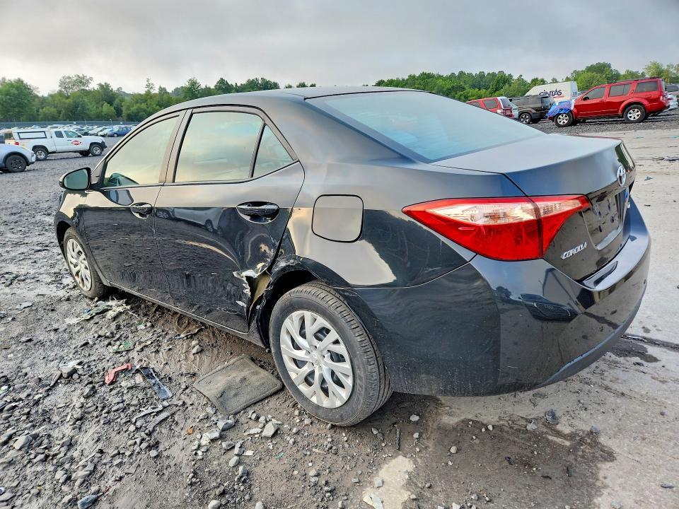 2T1BURHE4HC957864 2017 TOYOTA COROLLA photo no. 2
