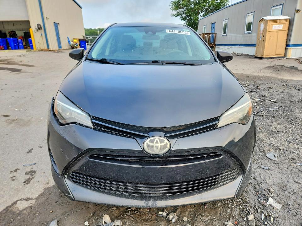 2T1BURHE4HC957864 2017 TOYOTA COROLLA photo no. 5