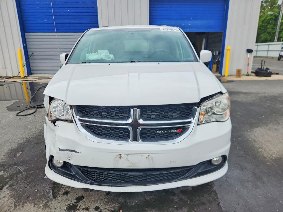 2017 DODGE GRAND CARAVAN SXT — Фото 5 из 13