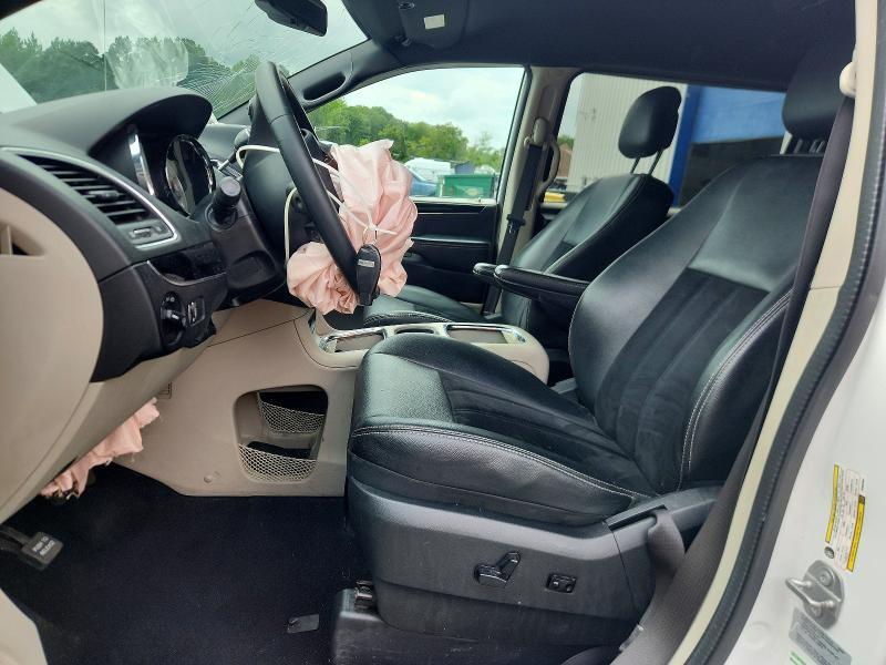 2017 DODGE GRAND CARAVAN SXT — Фото 7 из 13