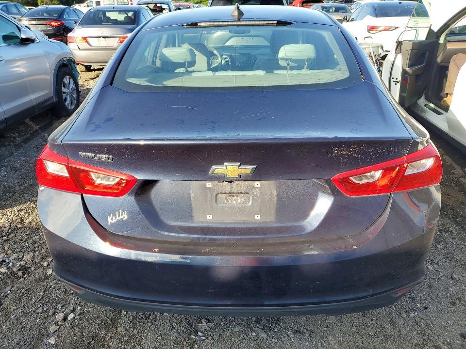 2017 CHEVROLET MALIBU LS — Фото 6 из 12