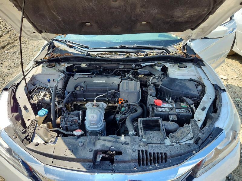 2017 HONDA ACCORD LX — Фото 11 из 12