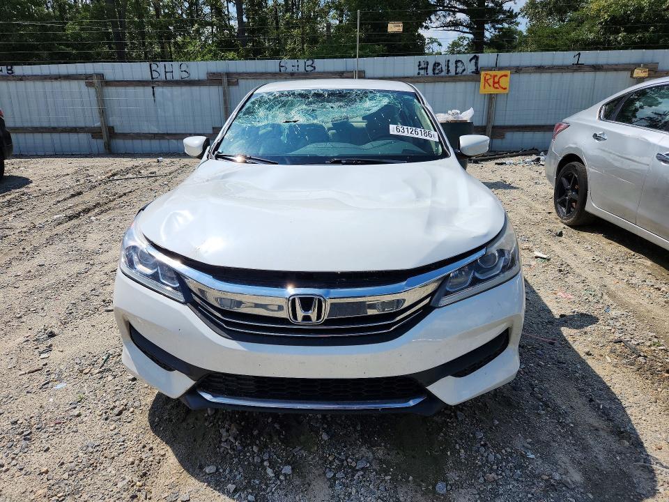 2017 HONDA ACCORD LX — Фото 5 из 12