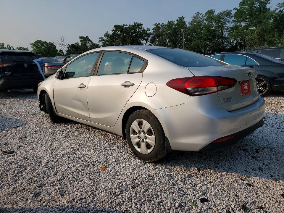 2017 KIA FORTE LX — Фото 2 из 12