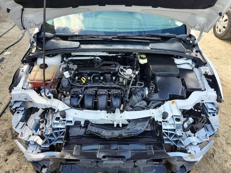 1FADP3K23HL263693 2017 FORD FOCUS photo no. 11