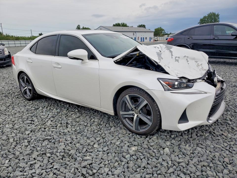 JTHCM1D26H5021189 2017 LEXUS IS photo no. 4