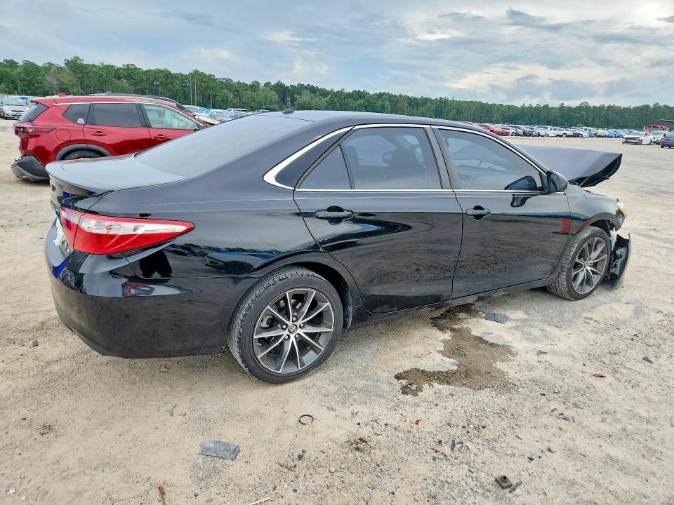2017 TOYOTA CAMRY XSE — Фото 3 из 12