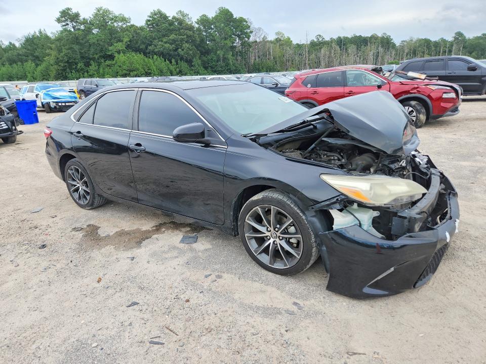 2017 TOYOTA CAMRY XSE — Фото 4 из 12