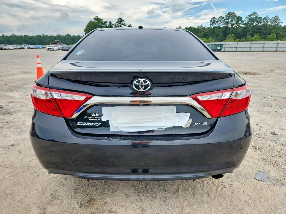 2017 TOYOTA CAMRY XSE — Фото 6 из 12