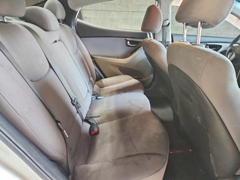 2016 HYUNDAI ELANTRA SE — Фото 10 из 12