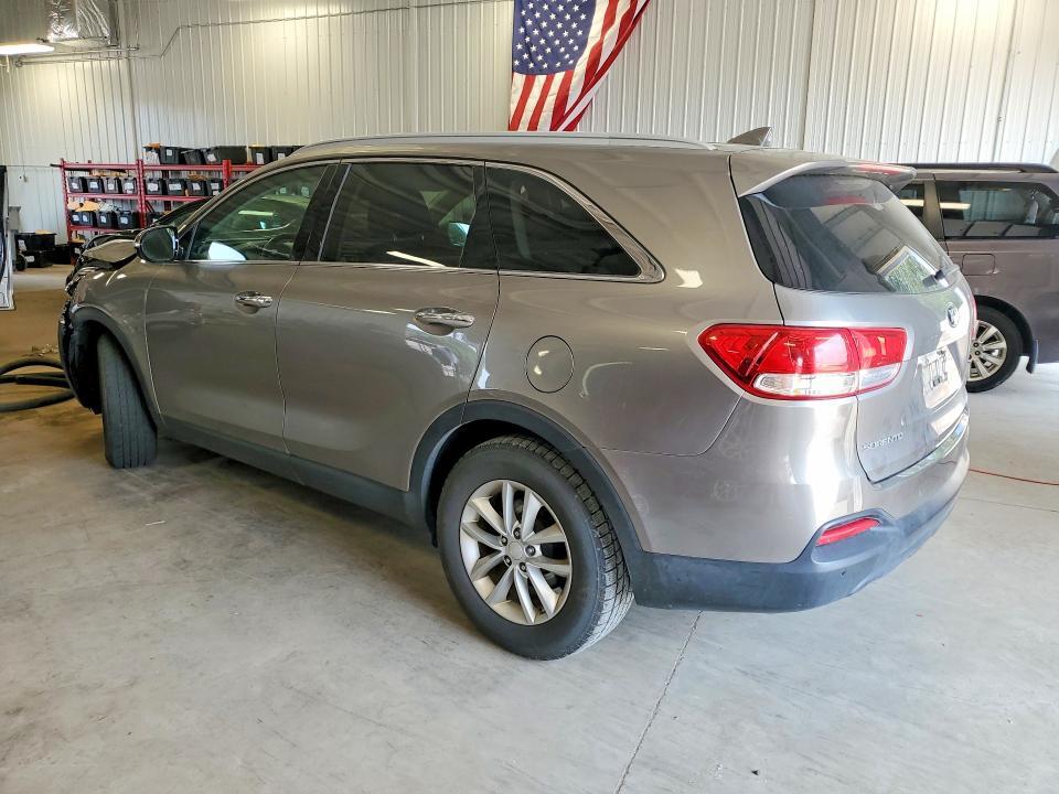 5XYPG4A32GG028574 2016 KIA SORENTO photo no. 2