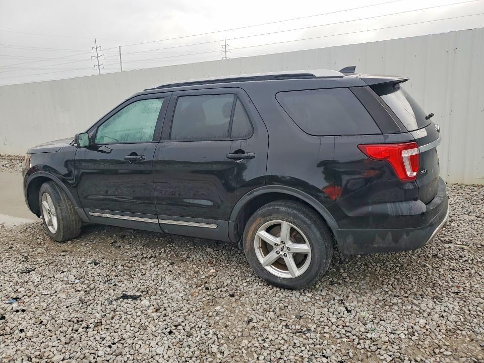 2016 FORD EXPLORER XLT — Фото 2 из 13