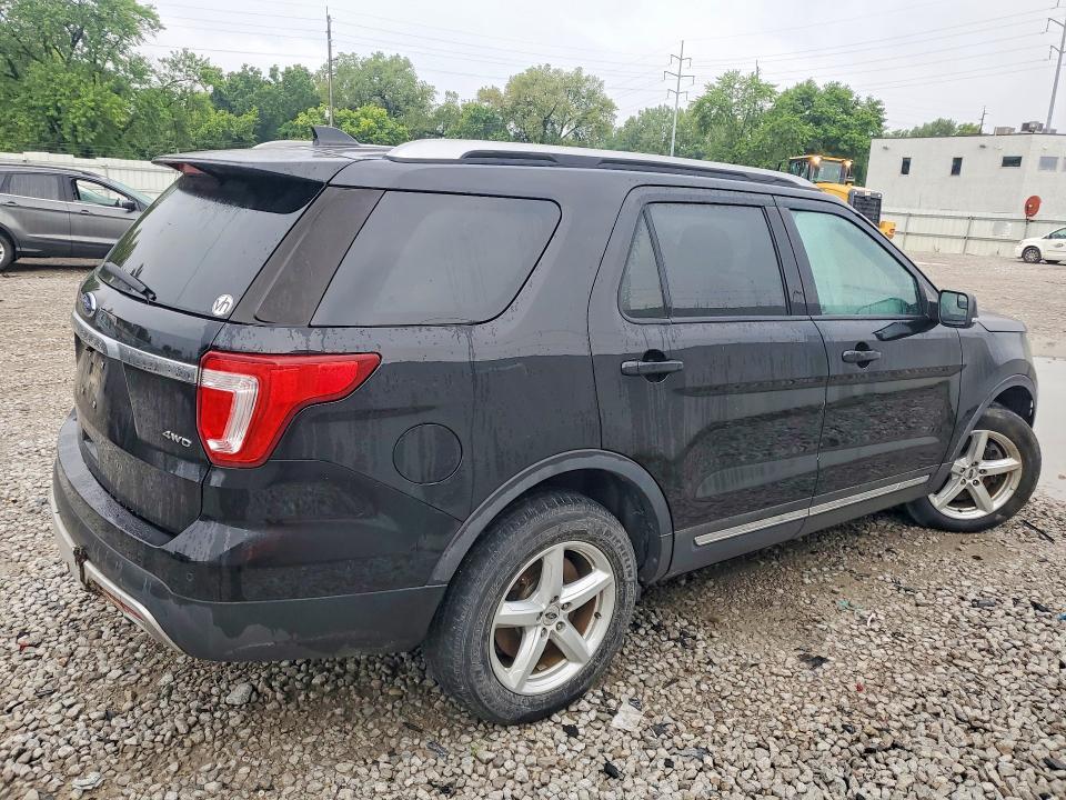 2016 FORD EXPLORER XLT — Фото 3 из 13