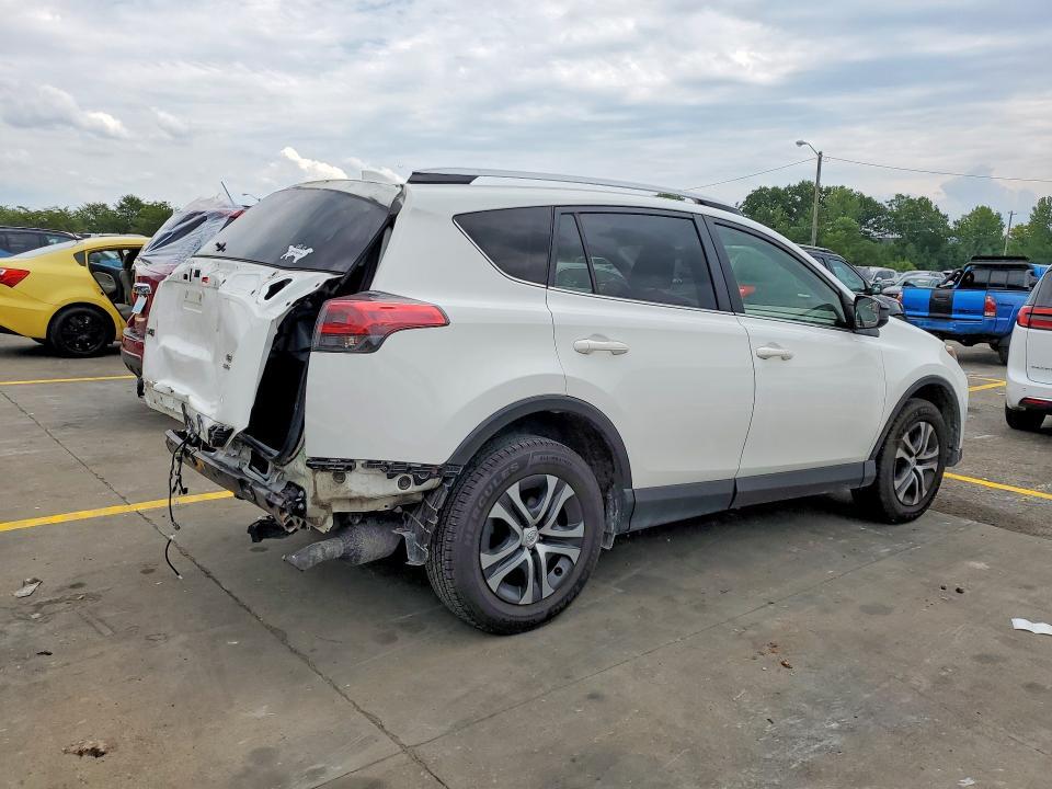 2016 TOYOTA RAV4 LE — Фото 3 из 14