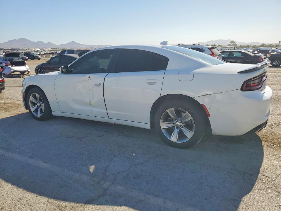 2016 DODGE CHARGER SXT — Фото 2 из 12