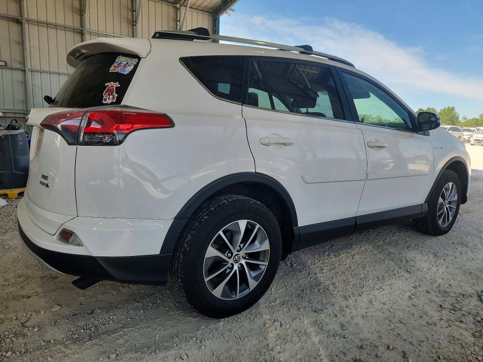 2016 TOYOTA RAV4 HV XLE — Фото 3 из 13