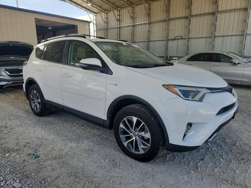 2016 TOYOTA RAV4 HV XLE — Фото 4 из 13