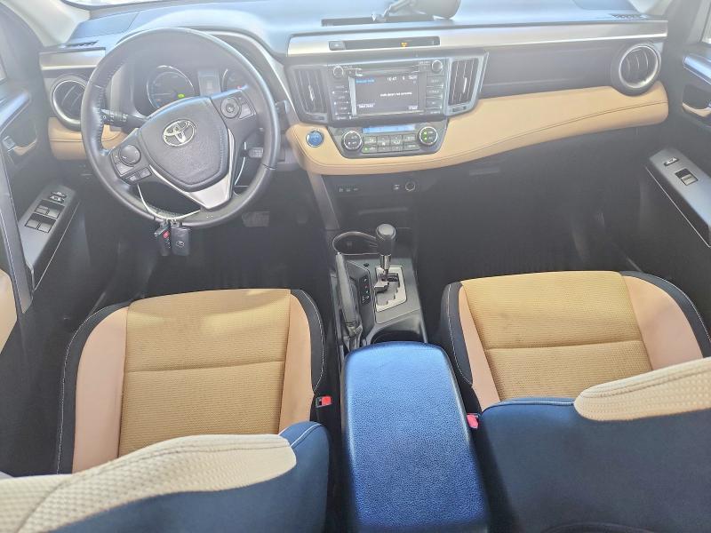 2016 TOYOTA RAV4 HV XLE — Фото 8 из 13