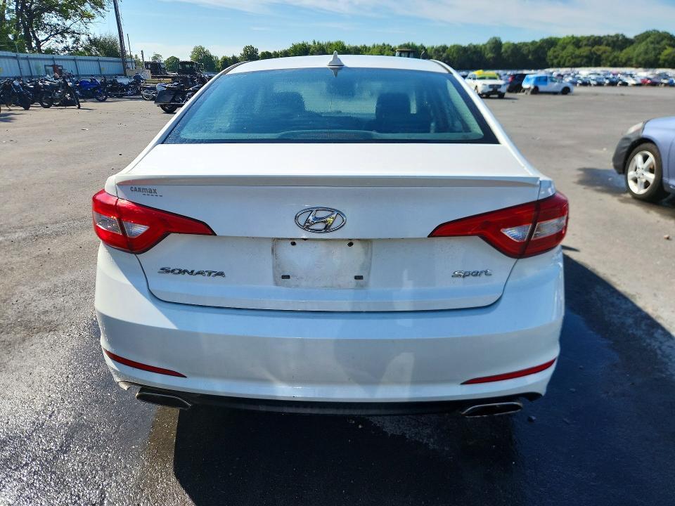 2015 HYUNDAI SONATA SPORT — Фото 6 из 12