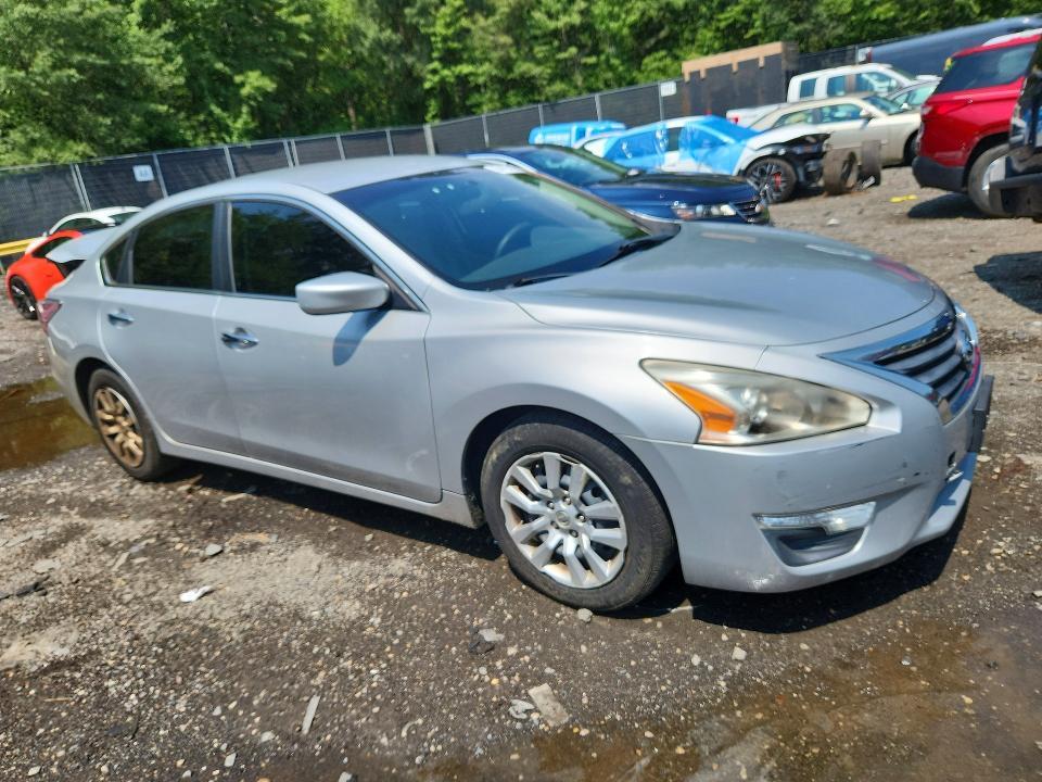 2015 NISSAN ALTIMA 2.5 — Фото 4 из 12