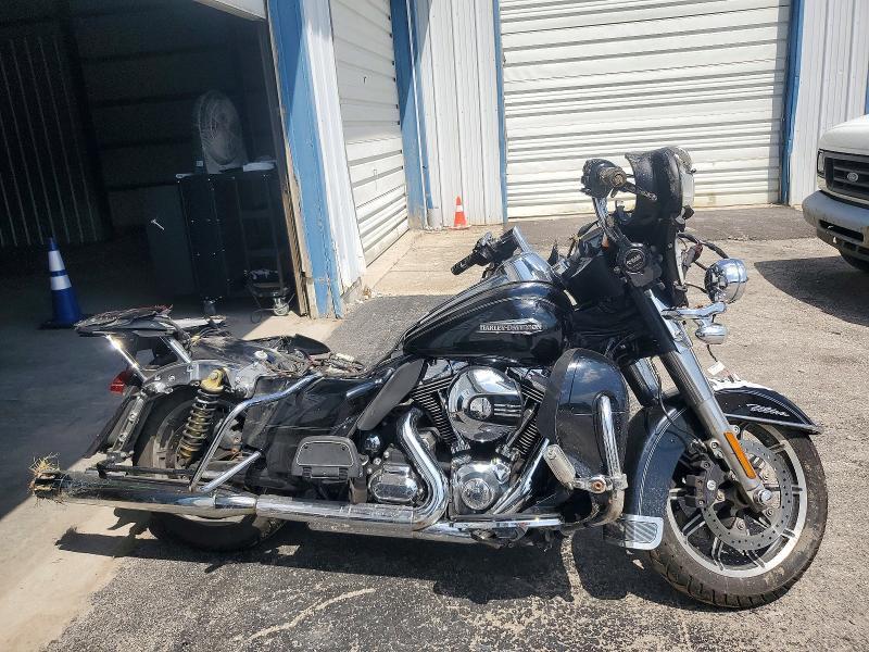 2015 HARLEY-DAVIDSON FLHTCUL 1HD1KDM17FB652036