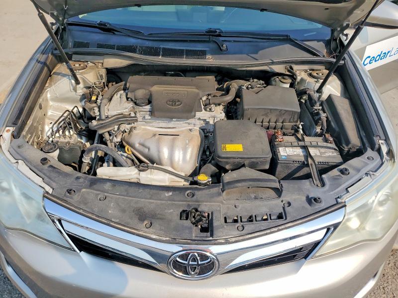 2014 TOYOTA CAMRY LE — Фото 11 из 12