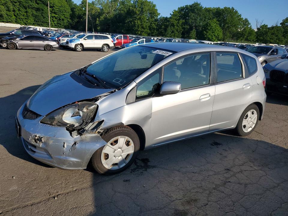 2013 HONDA FIT JHMGE8H34DC007923