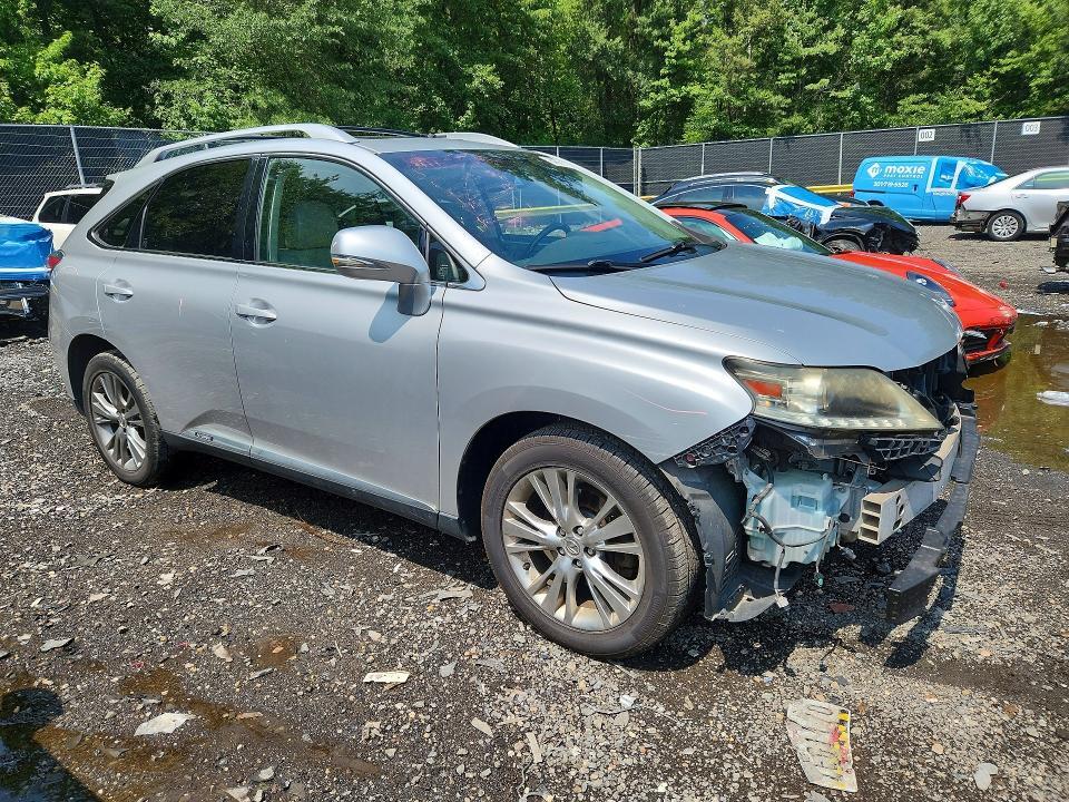 2013 LEXUS RX 450H — Фото 4 из 14