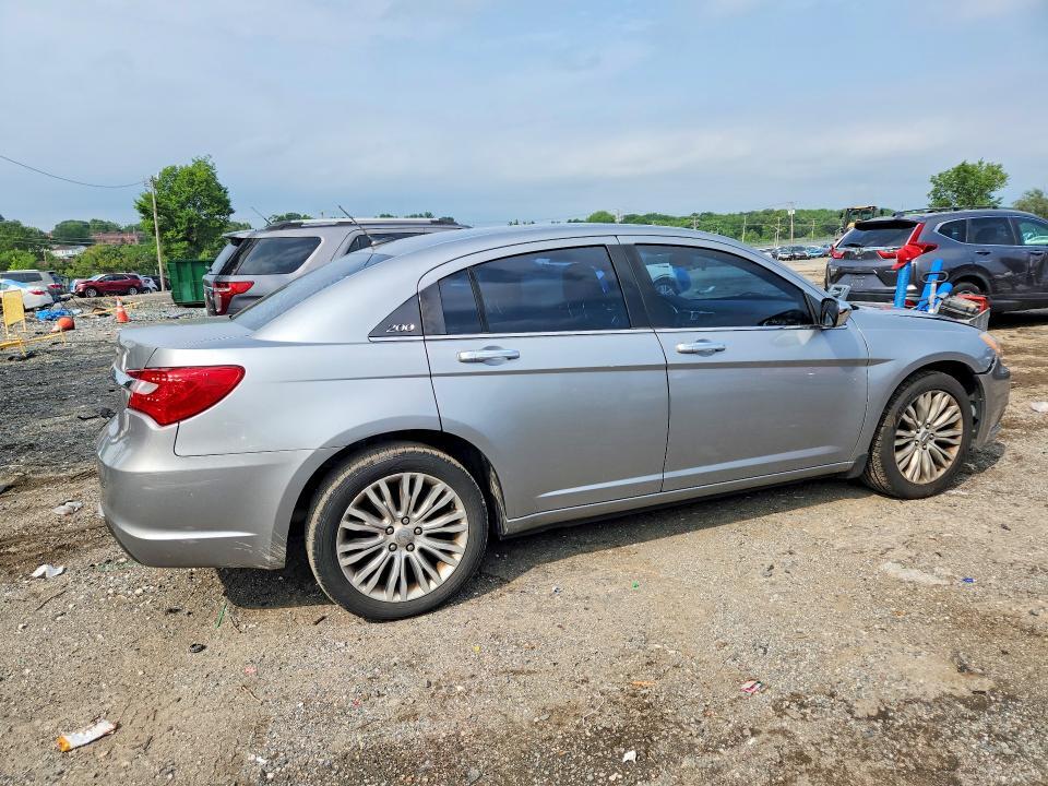 2013 CHRYSLER 200 LIMITED — Фото 3 из 12