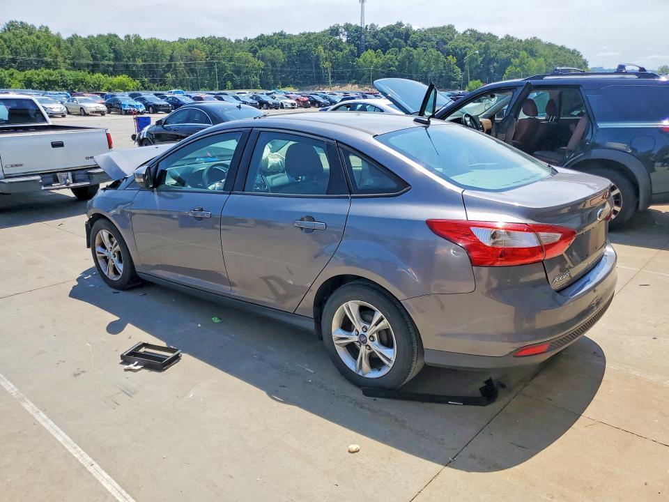 2013 FORD FOCUS SE — Фото 2 из 13
