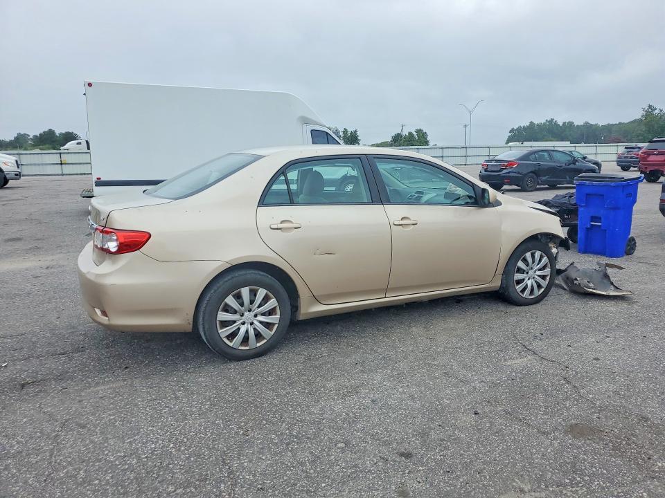 2012 TOYOTA COROLLA LE — Фото 3 из 12