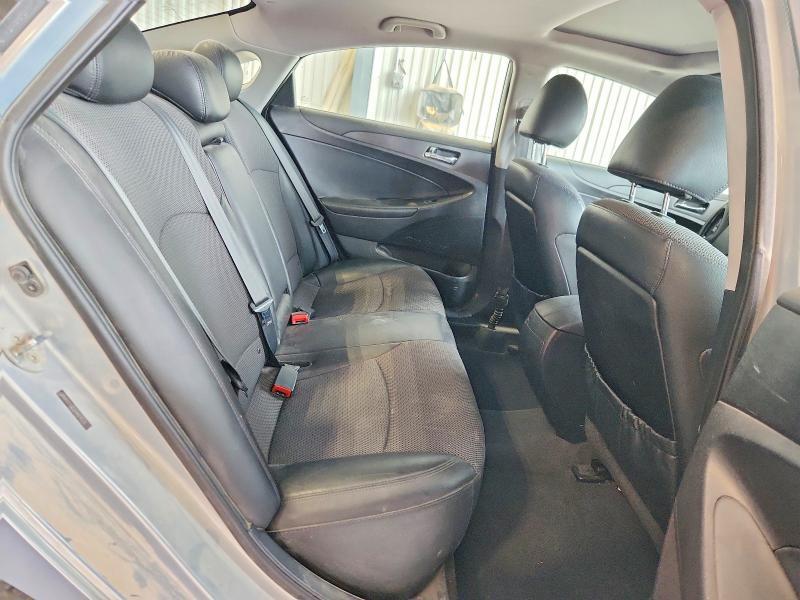 5NPEC4AC2CH424526 2012 HYUNDAI SONATA photo no. 10