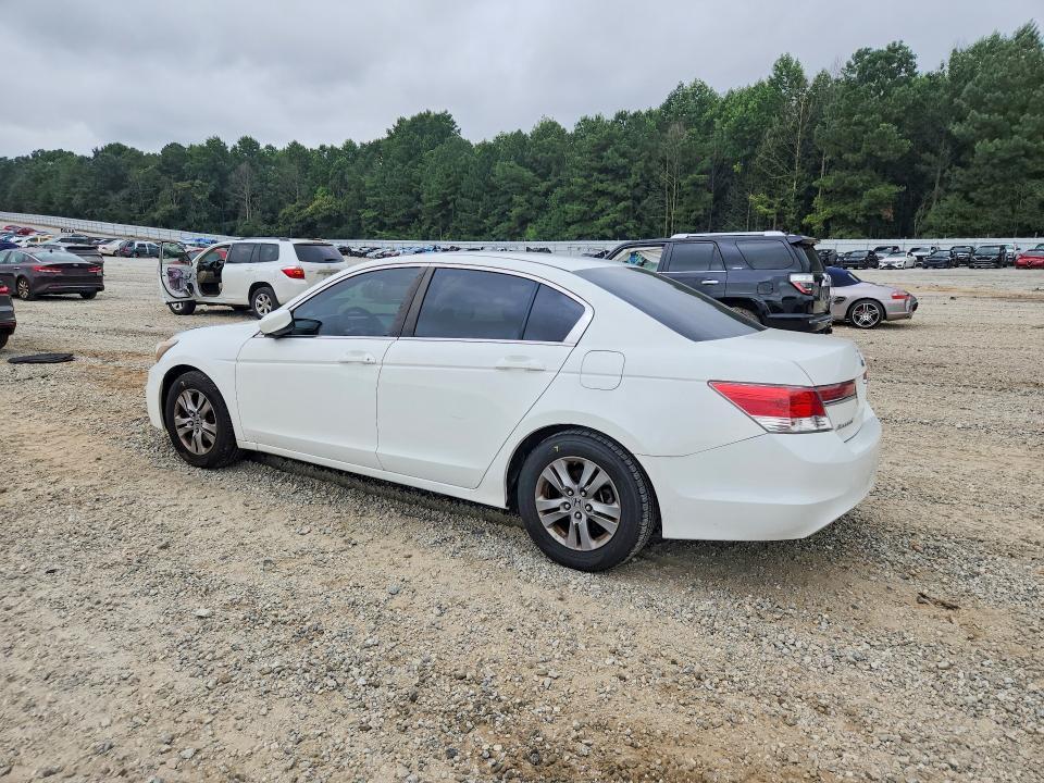 1HGCP2F40CA088739 2012 HONDA ACCORD photo no. 2