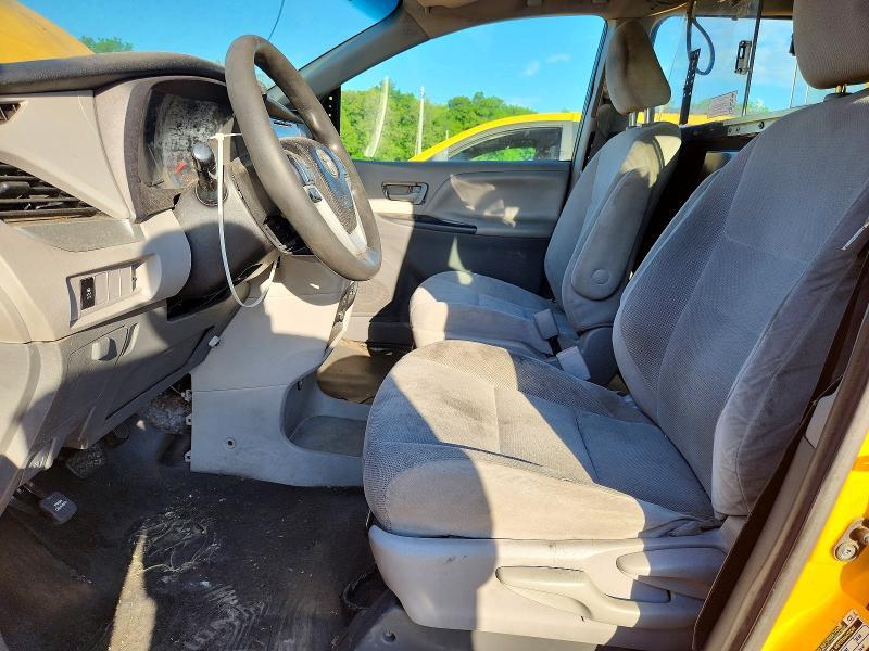 2016 TOYOTA SIENNA L 7-PASSENGER — Фото 7 из 13